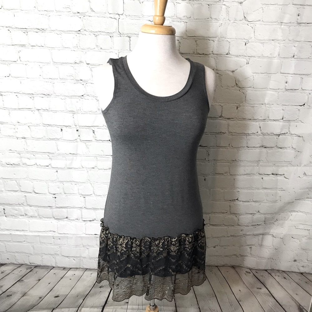 LOGO tank with lace trim